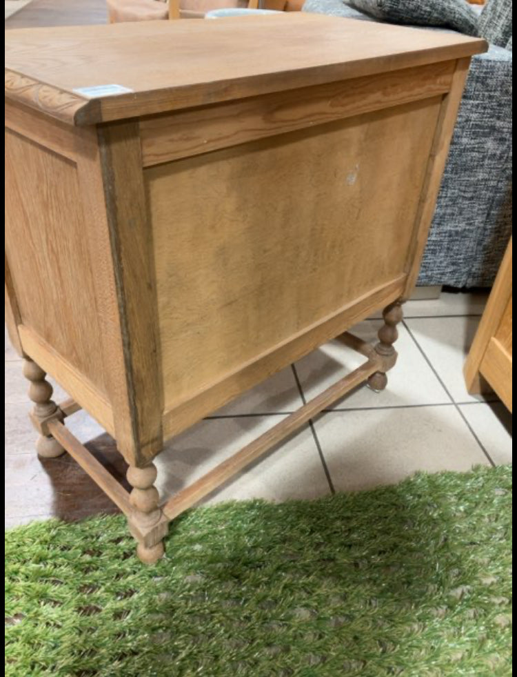 Kommode med 3 skuffer